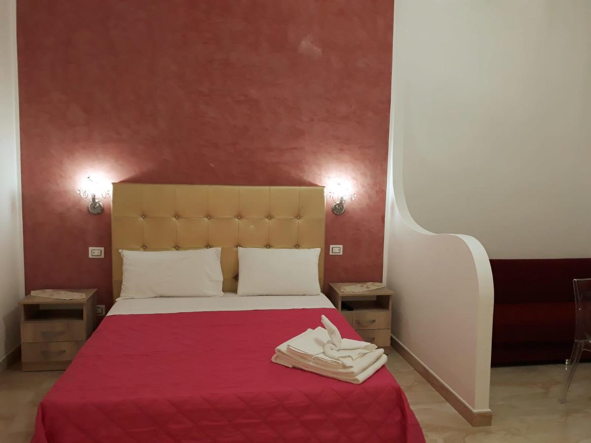 Il Vittoriano Aparthotel Porto Cesareo Exterior photo
